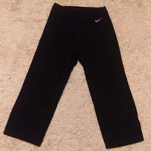 Nike Capri yoga pants